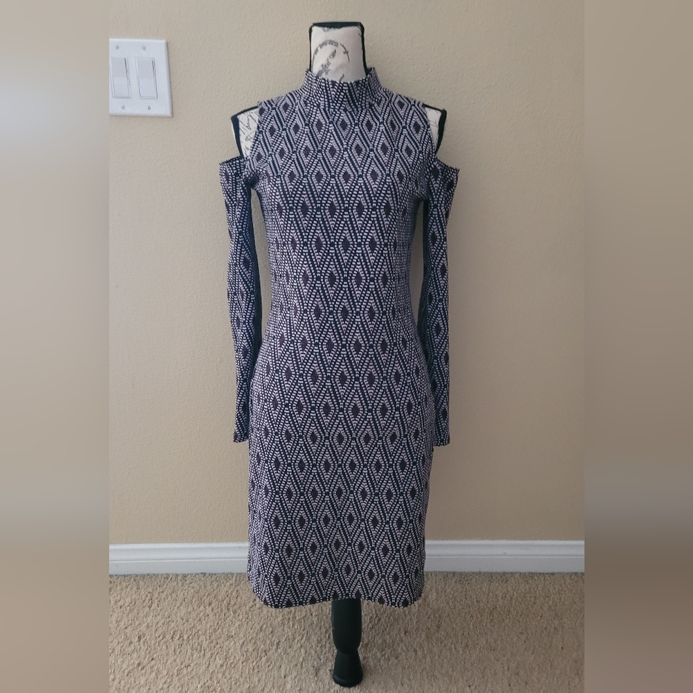 Bar III Geometric Black&Butgundy Long Sleeve Dress with Cut Outs